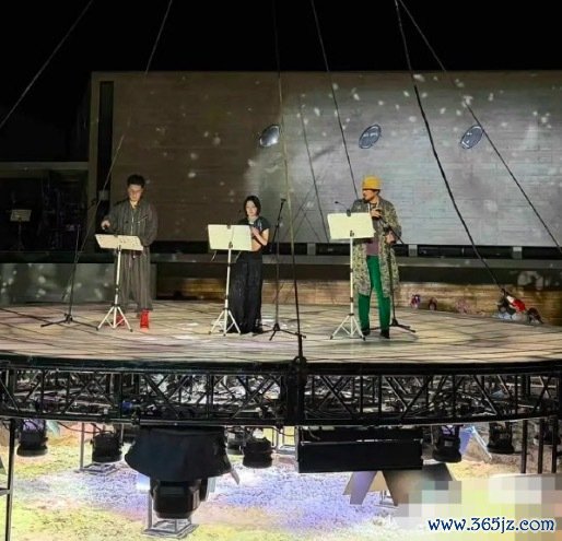 周冬雨五年没进电影组了 近期话剧《文城》被指不背台词